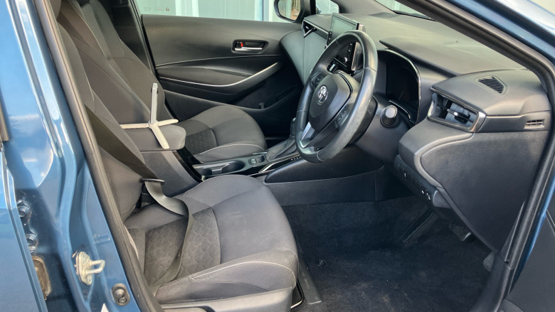 Toyota Corolla 1.8 VVT-i Hybrid Icon 5dr CVT Hybrid Estate